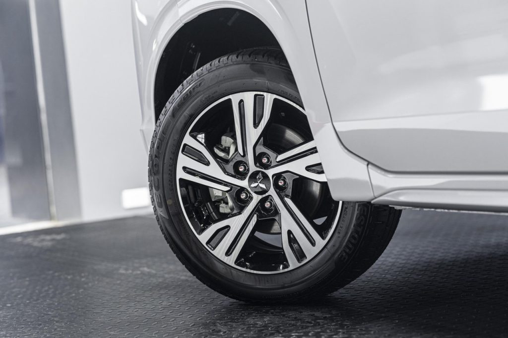 Mitsubishi Motors Việt Hùng